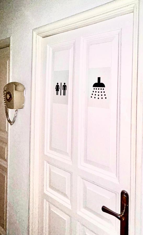 Privatunterkunft Villa Rooms *